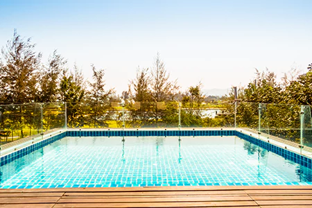 Cost of Glass Pool Fence Repair in The Villages, FL